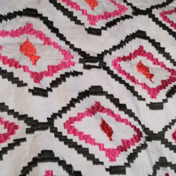 Shorts - Picture 4 of 4